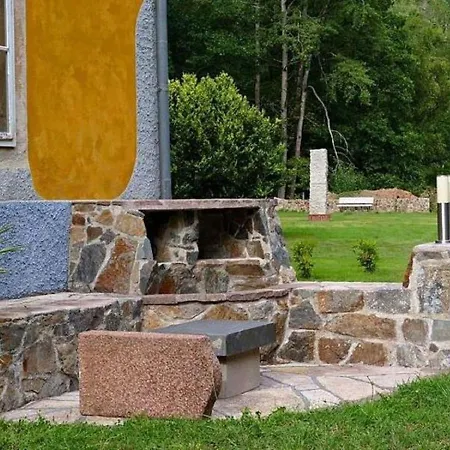 Rotschoenberg Im Tal Der Freiberger Mulde Großschirma