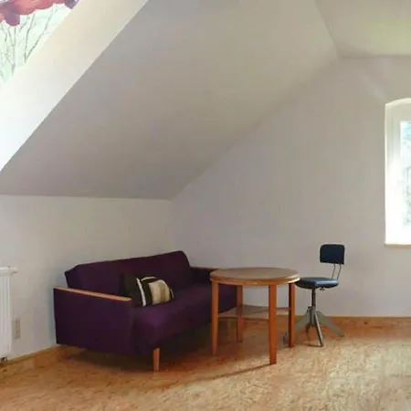 Rotschoenberg Im Tal Der Freiberger Mulde Großschirma